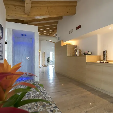 Luna Bianca Hotel