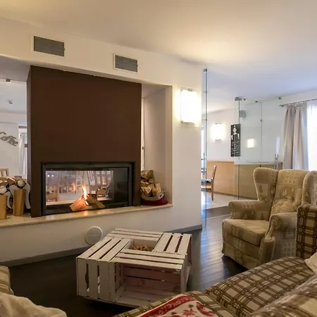 Luna Bianca Hotel 3*