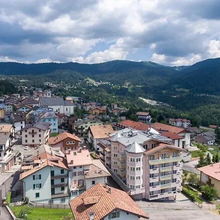 Luna Bianca Hotel 3*